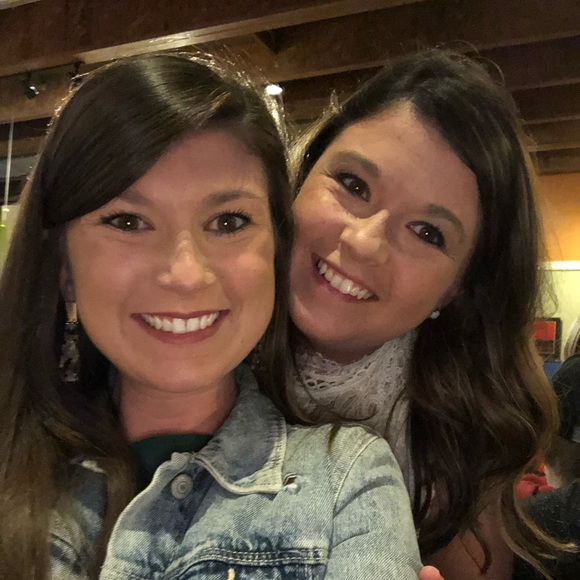 Meet your Posher, Dani - Picture 1 of 1